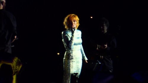 Mylene-Farmer---Pas-le-temps-de-vivre-2-Lille-03.06.2023.mp4