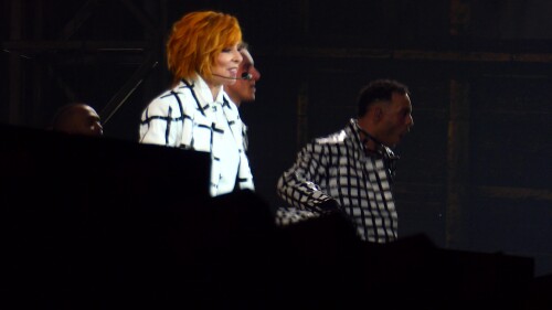Mylene-Farmer---Sans-contrefacon3-Lille-03.06.2023.mp4